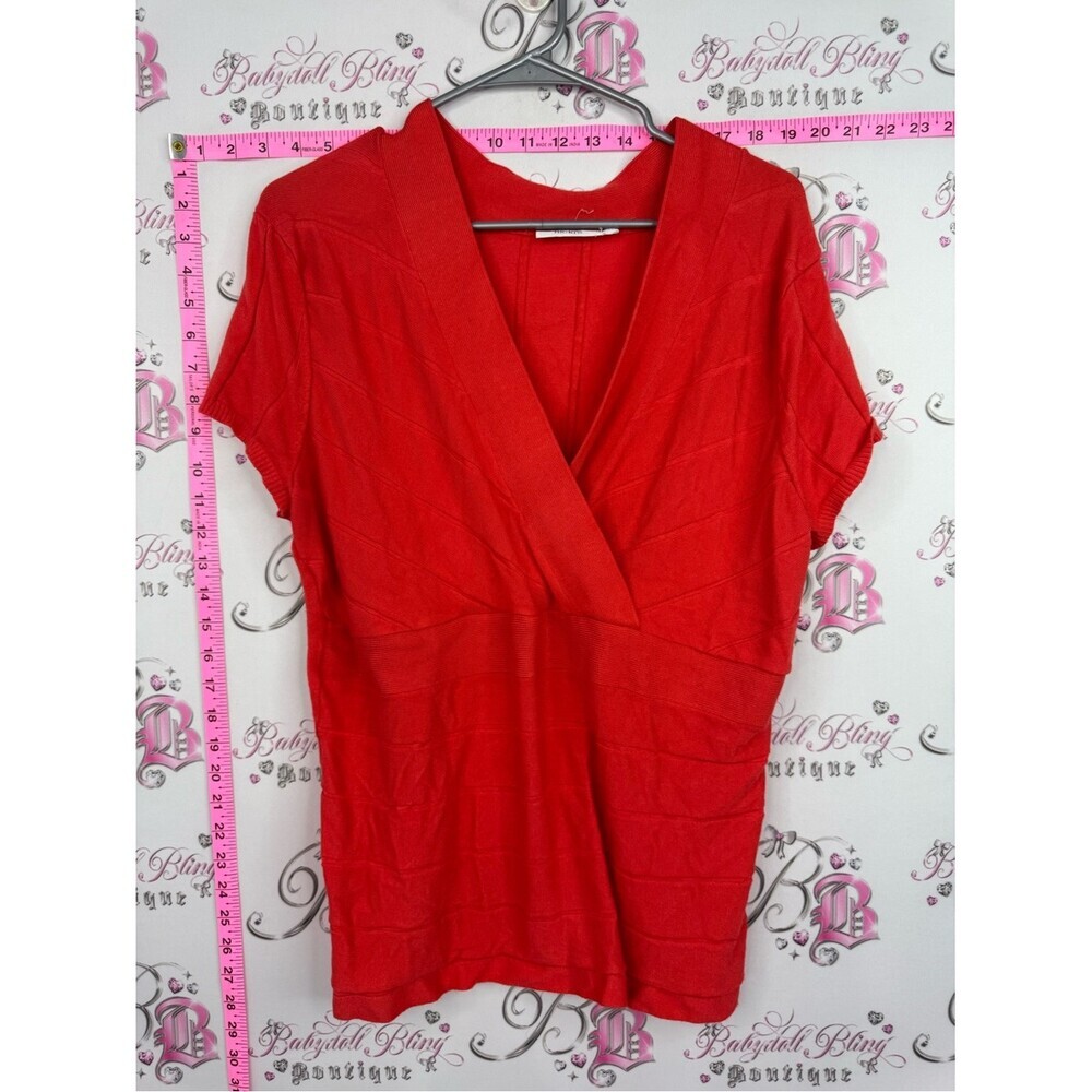 Ricki's T-shirt bandage style Red Short Sleeve V-Neck Knit Top